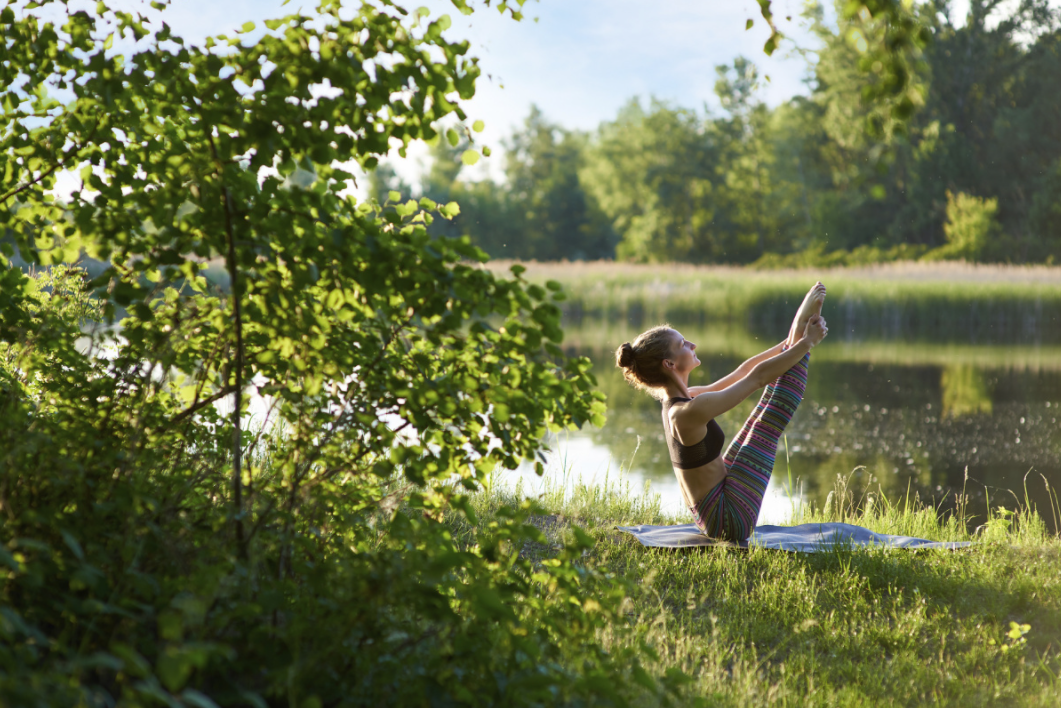 秋天是练瑜伽练习的「黄金时间」