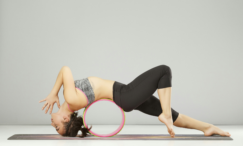 7个女性瑜伽动作每天练，让你拥有好气色！