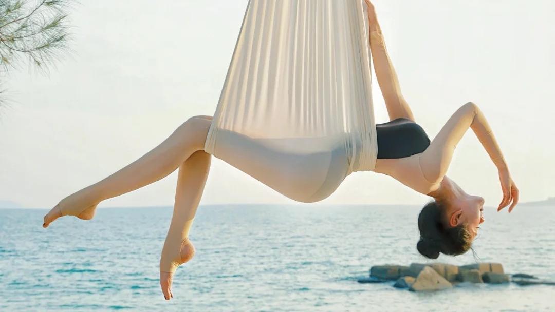 起床后做这个瑜伽体式，让你忙活一整天都不会累！简单易做！